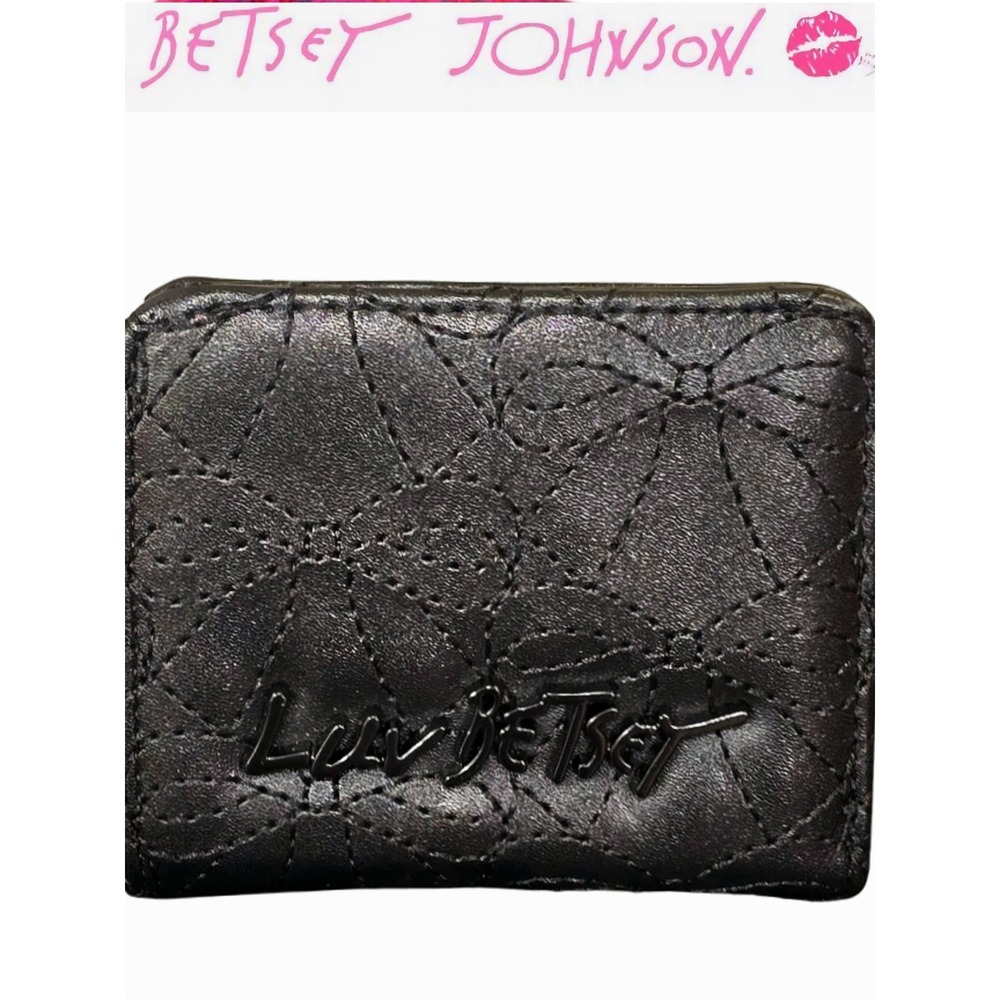 Betsey Johnson Luv Betsey LBMoney Wallet